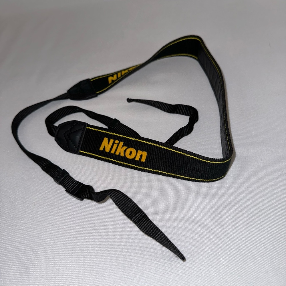 NIKON DSLR CAMERA BLACK Yellow NECK SHOULDER Photography Strap